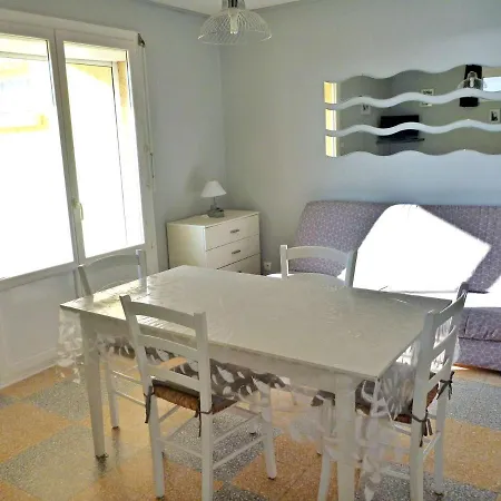 à 2 Pas De La Avec Terrasse Et Parking - Fr-1-387-150 * Marseillan (Herault)